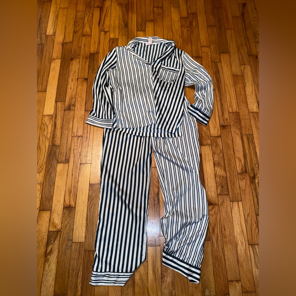 Victoria’s Secret Silky Pajama Set